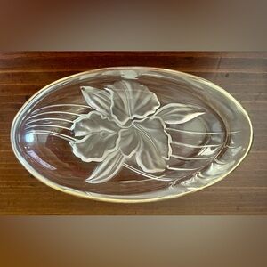 Mikasa Studio Nova Oval Crystal Or Glass Frosted Jewelry Trinket Candy Dish